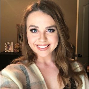 Meet your Posher, Madilyn